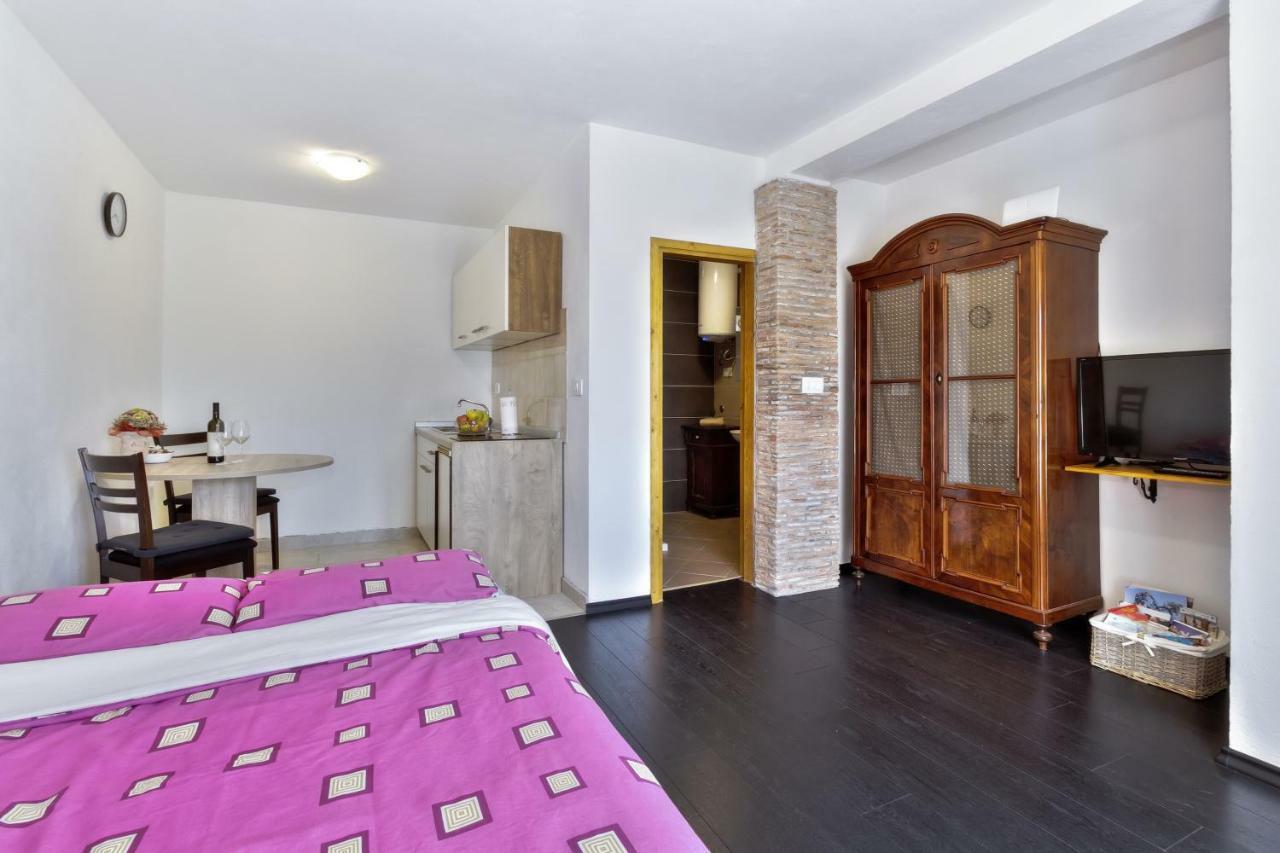 Apartmani Anna Umag Bagian luar foto