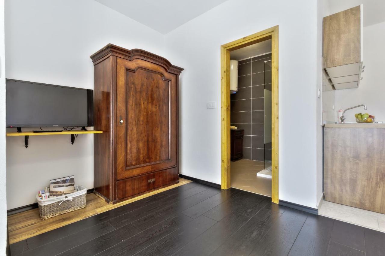 Apartmani Anna Umag Bagian luar foto